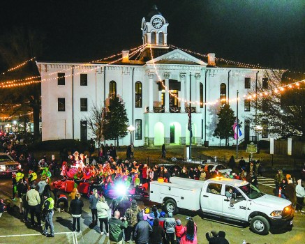 Oxford Ms Christmas Parade 2022 Oxford Christmas Parade Returns To Bring "Christmas Joy" - The Oxford Eagle  | The Oxford Eagle