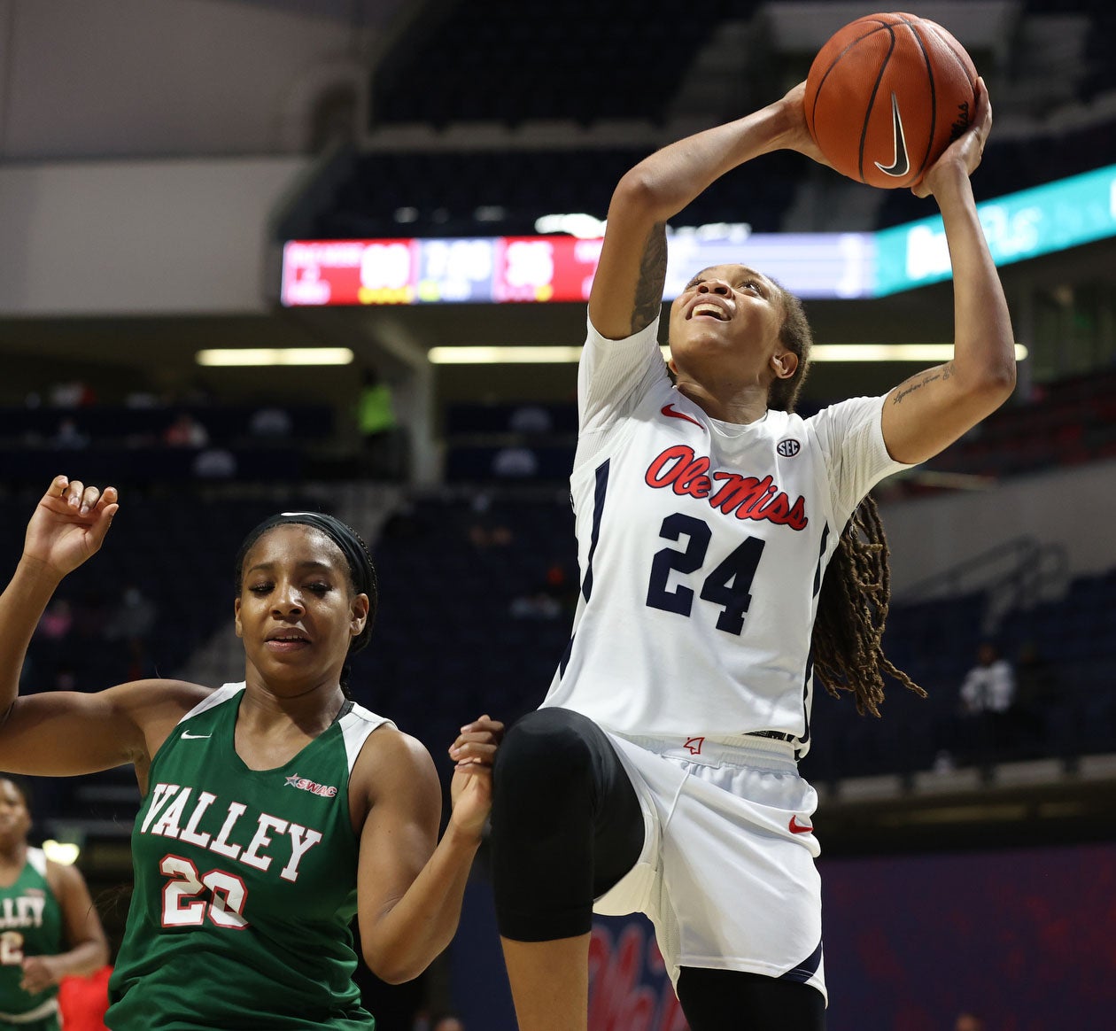 Ole Miss women shake off tight start to pick up fourth straight win ...