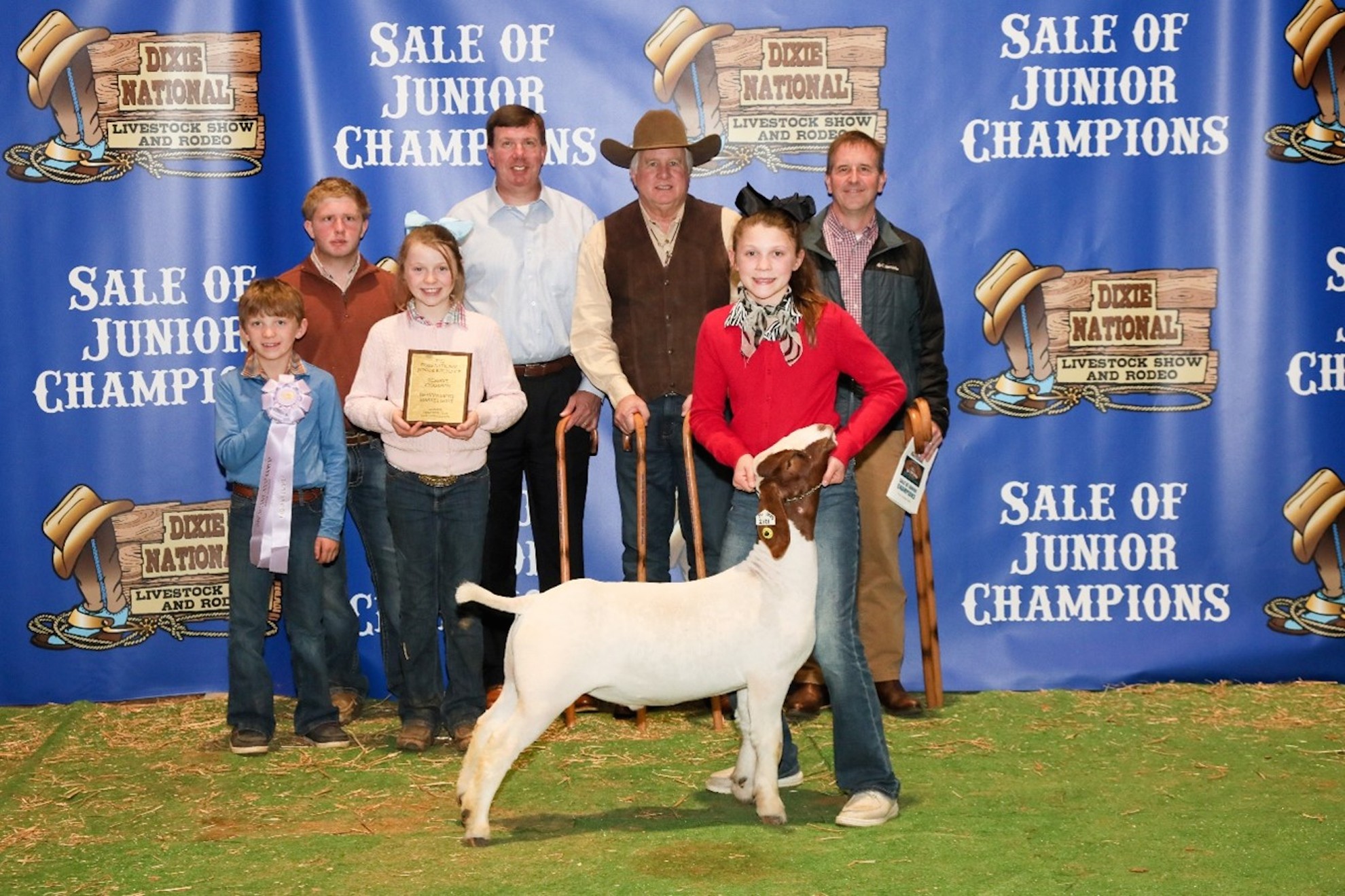 Lafayette County youth recognized at annual Dixie National Sale of
