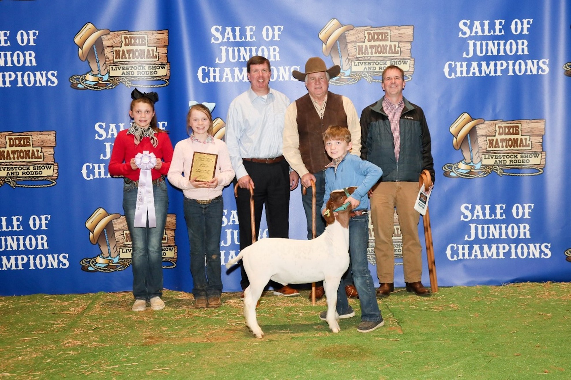 Lafayette County youth recognized at annual Dixie National Sale of