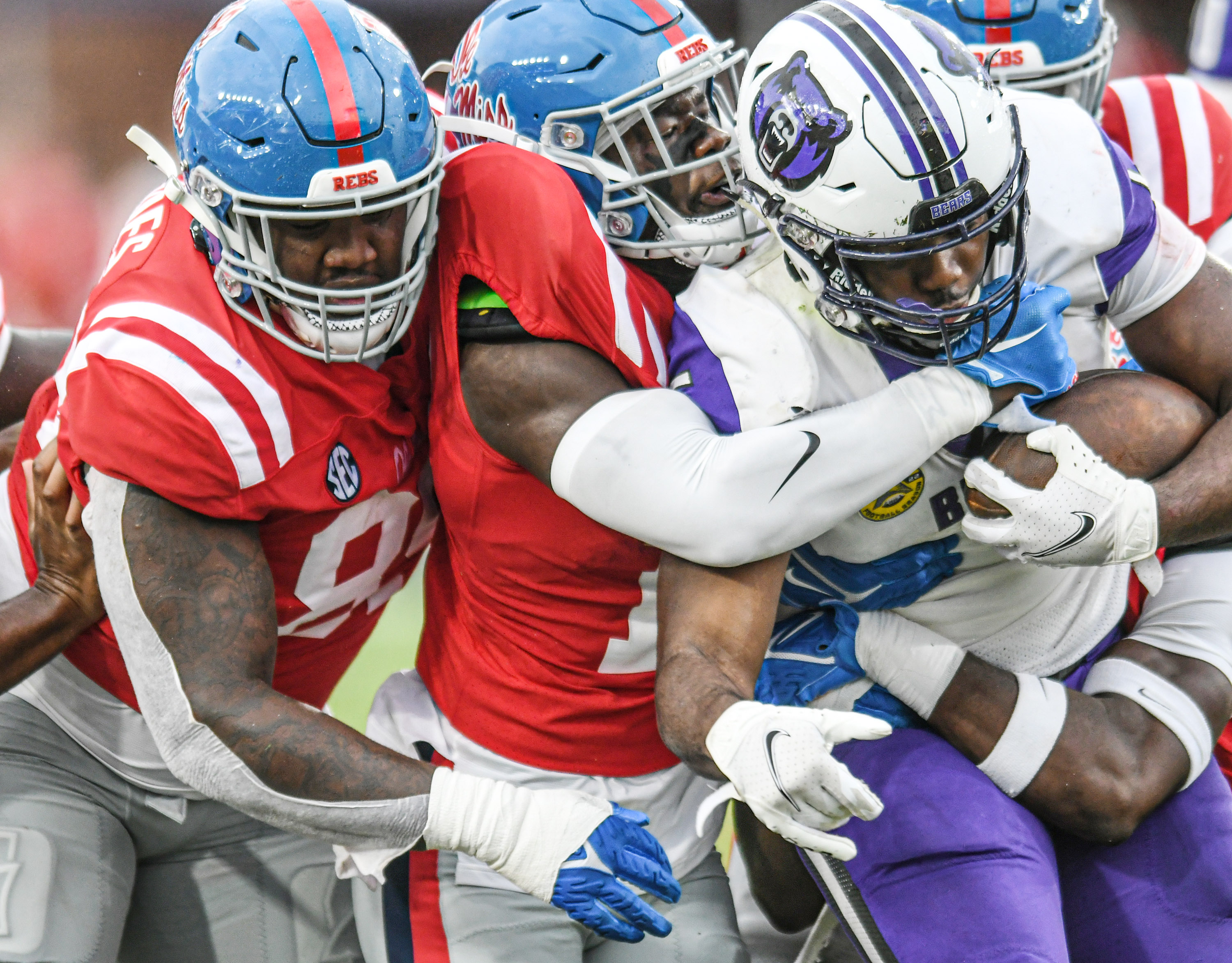 Ole Miss defense flexes muscles in 593 win over Central Arkansas The
