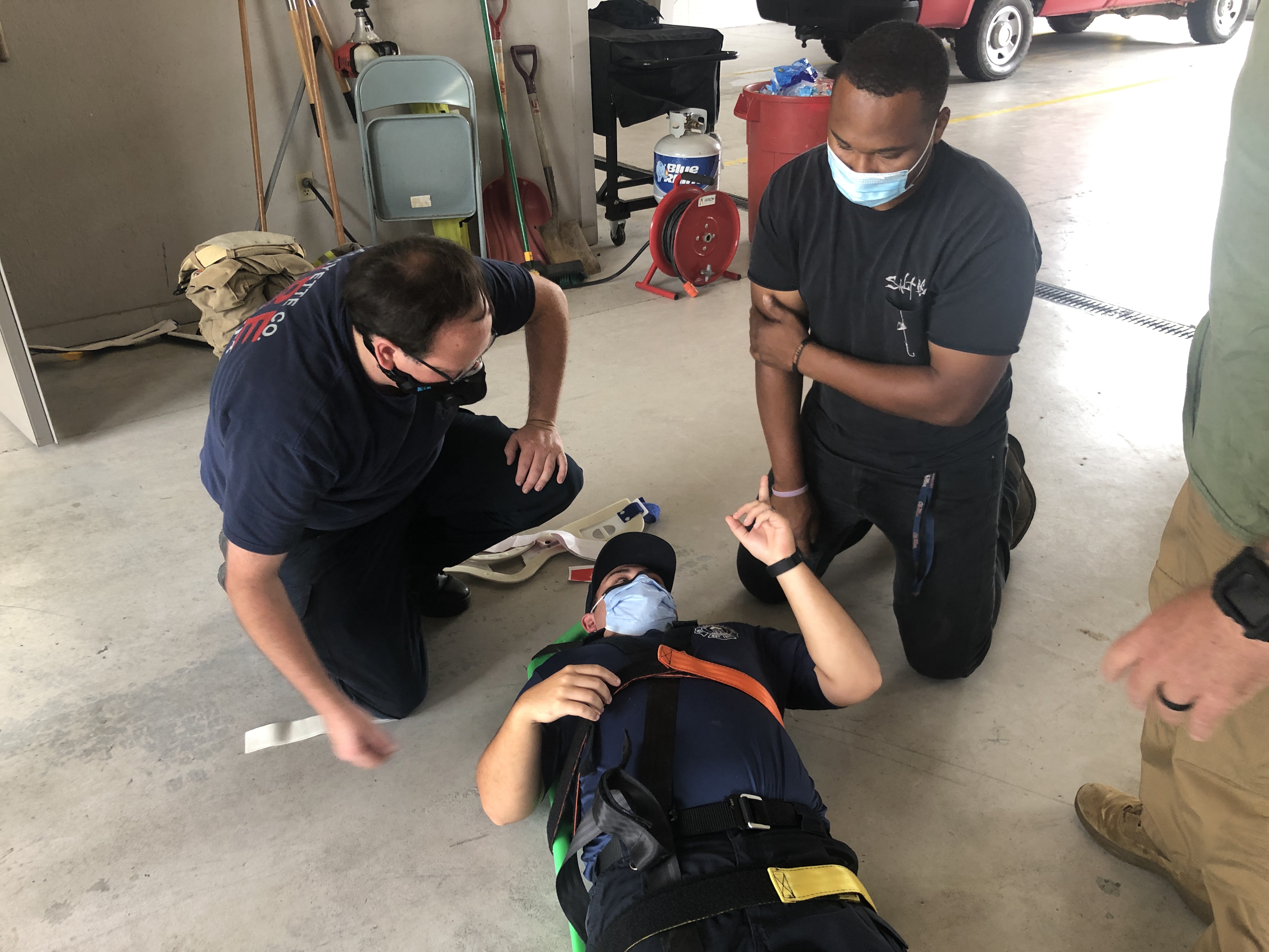How Much Do Emts Make - dn6b8d6